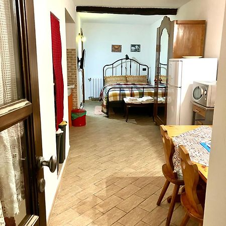 Case Vacanza Cipriano Spacious Apartment And Cosy Studio Monolocale Torretta  Exteriör bild