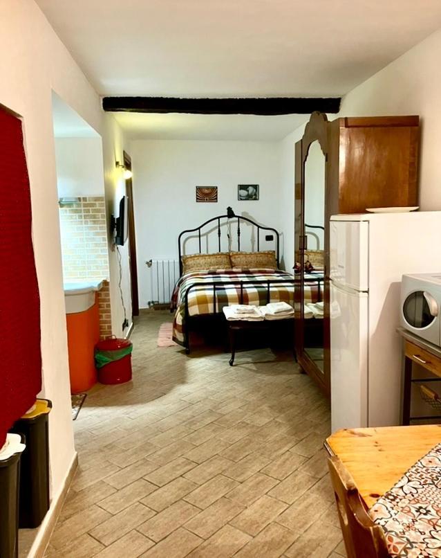 Case Vacanza Cipriano Spacious Apartment And Cosy Studio Monolocale Torretta  Exteriör bild