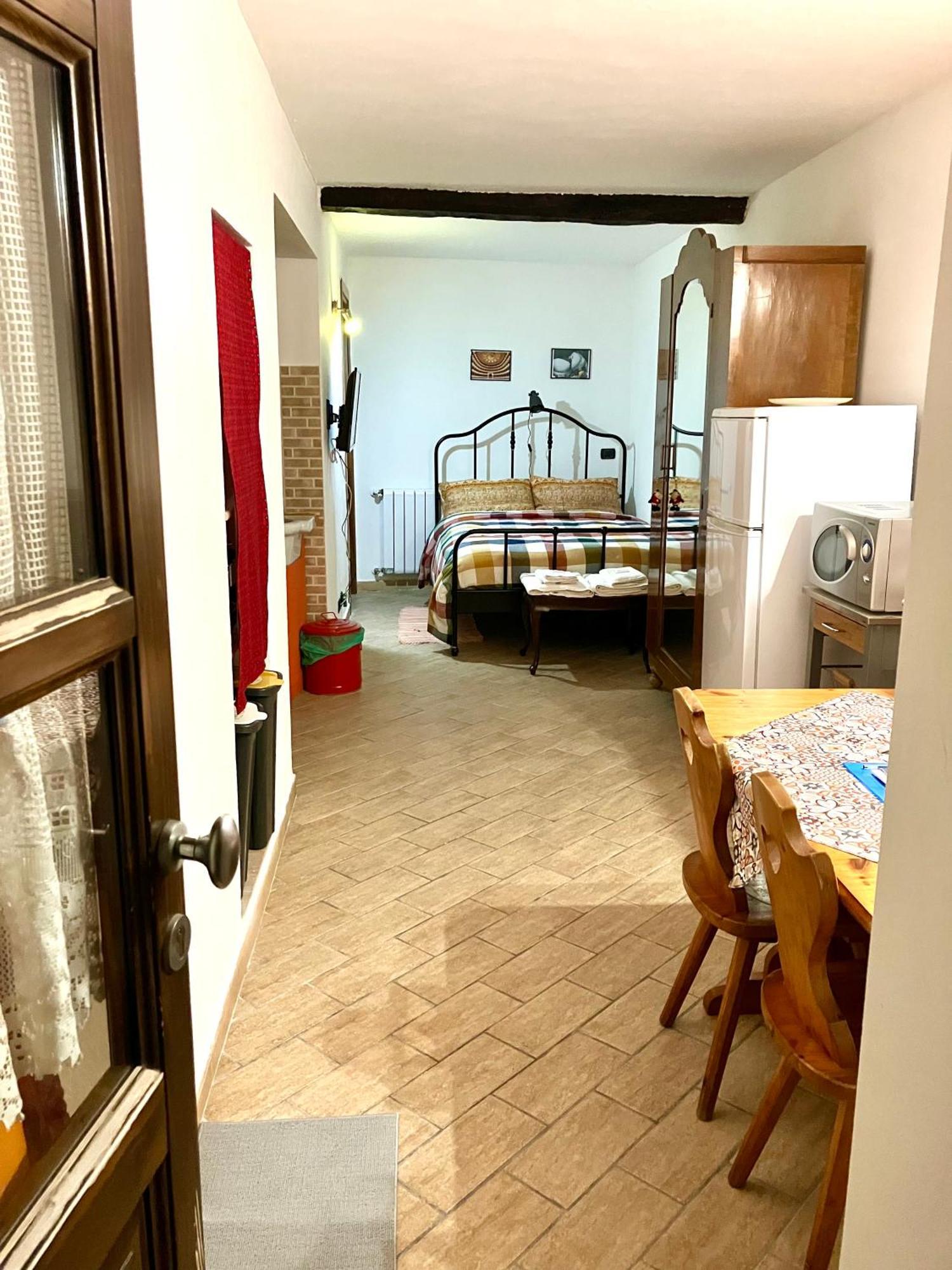 Case Vacanza Cipriano Spacious Apartment And Cosy Studio Monolocale Torretta  Exteriör bild